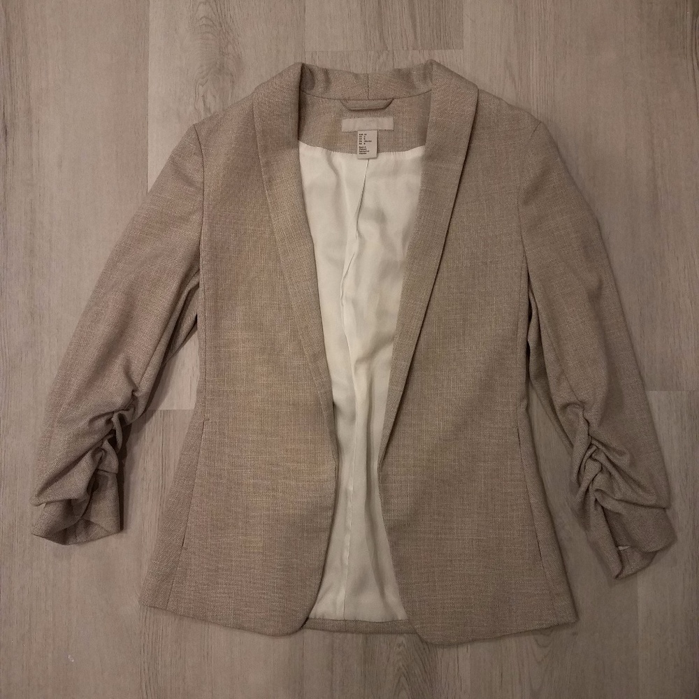 Gathered Sleeves Blazer